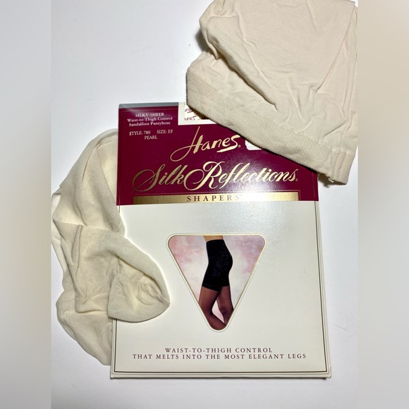 Hanes Silky Sheer Waist-to-Thigh Control Samdalfoot Pantyhose Pearl Shapers - Picture 4 of 8
